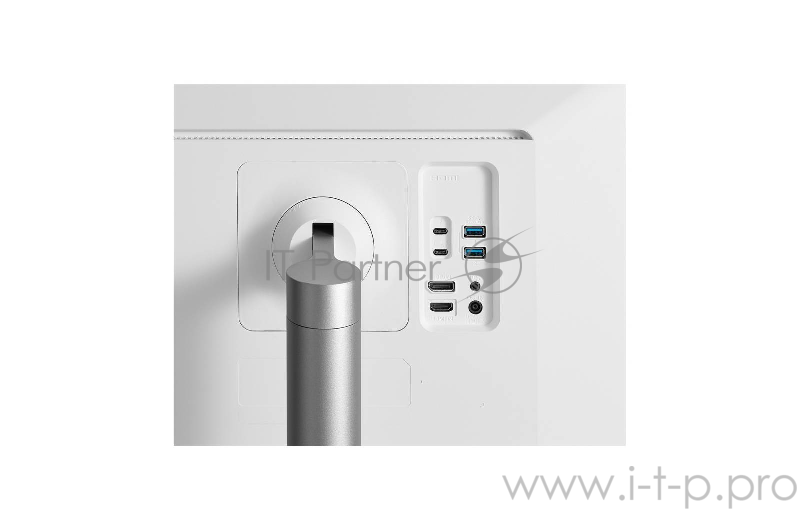 Монитор LG 31.5 32UL950-W белый IPS LED 5ms 16:9 HDMI M/M матовая HAS 1300:1 450cd 3840x2160 Displa