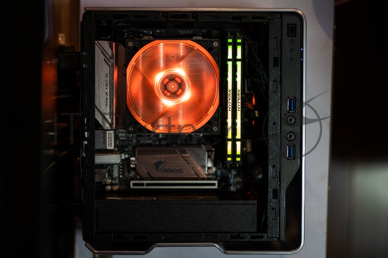 Кулер для процессора Cooler Master CPU Cooler MasterAir G200P, 800-2600 RPM, 200W, RGB LED fan, RGB LED Controller, 39.4 mm lowprofile, Full Socket Support