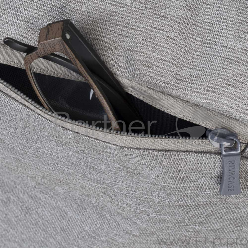 Рюкзак для ноутбука 15.6 Riva 7760 серый полиэстер