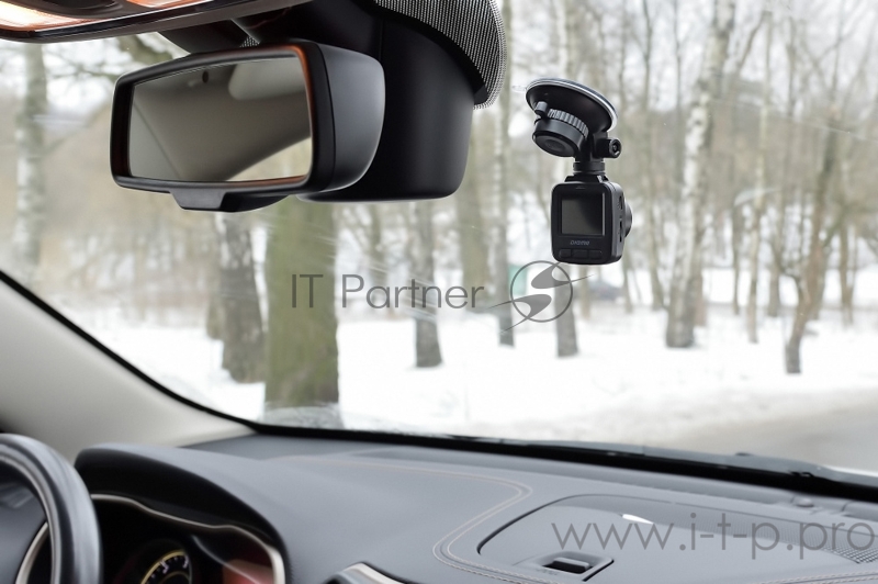 Видеорегистратор Digma FreeDrive 112 черный 1.3Mpix 1080x1920 1080p 150гр. GP1247