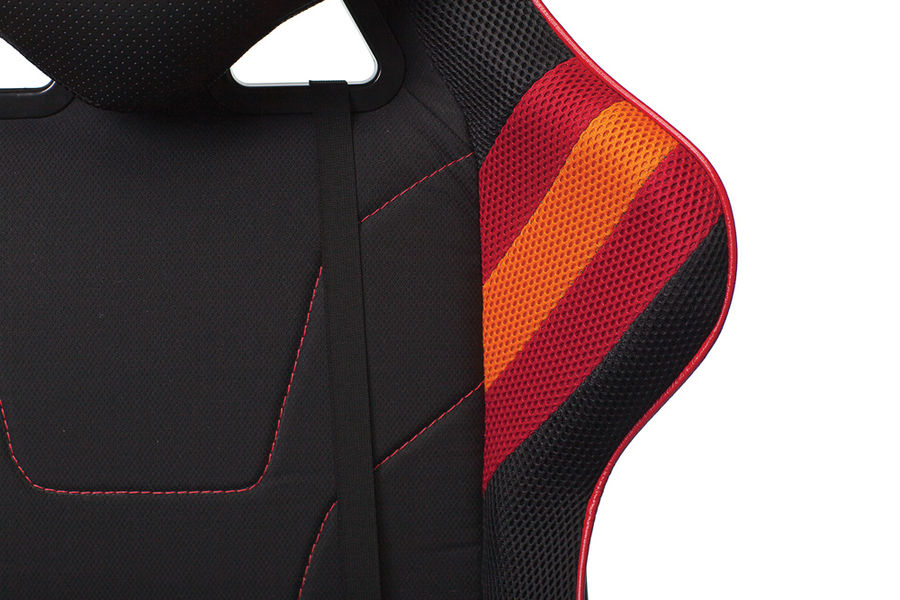 Кресло игровое Бюрократ VIKING 4 AERO RED две подушки черный/красный искусст.кожа/ткань