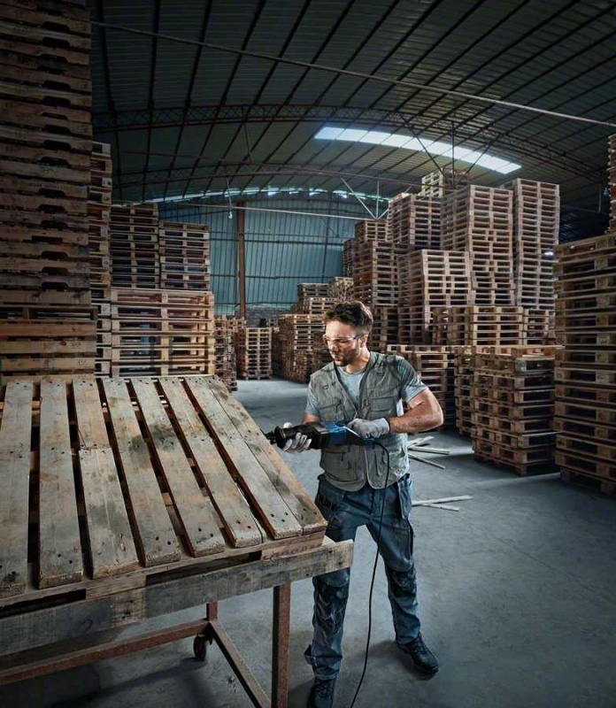 Сабельная пила Bosch GSA 120 1200Вт 3000ход/мин