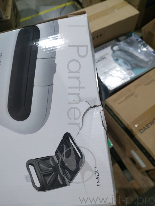 Сэндвичница FIRST FA-5338-7 White, 800 Вт, 4 сэндвича, замок, антиприг., белый