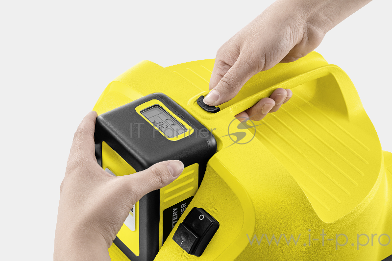 Хозяйственный пылесос KARCHER WD 3 Battery (без аккумулятора в комплекте)