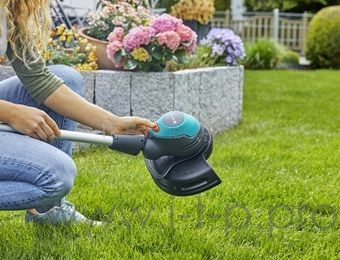 Триммер электрический Gardena EasyCut Li-18/23 аккум. неразбор.штан. реж.эл.:нож