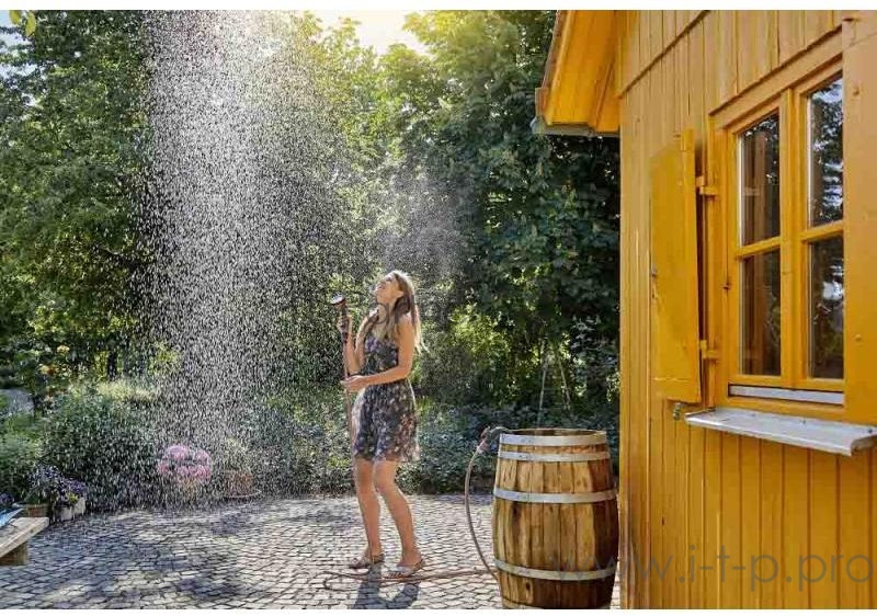 Садовый насос напорный Gardena 4000/1 400Вт 4000л/час