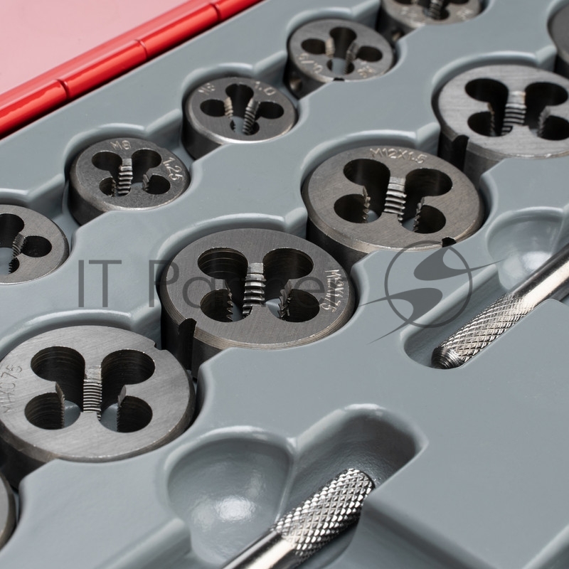 Набор метчиков и плашек Matrix М2-М18, 110 шт. метал. кейс 773110