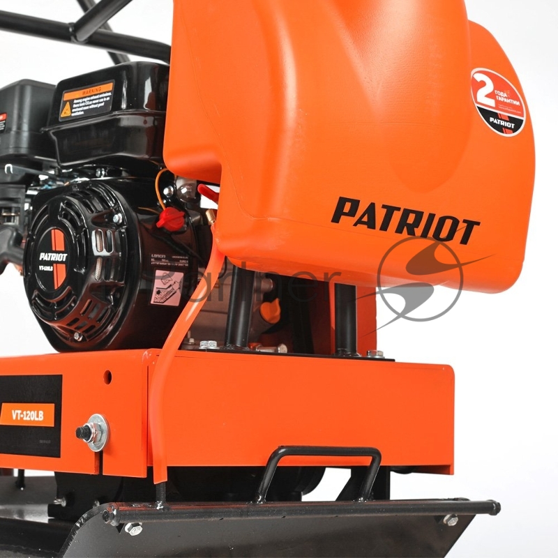 Виброплита PATRIOT VT-120LB, Loncin G200F 6.5 л/с, плита - 600х480 мм, 120 кг, бак д/воды.