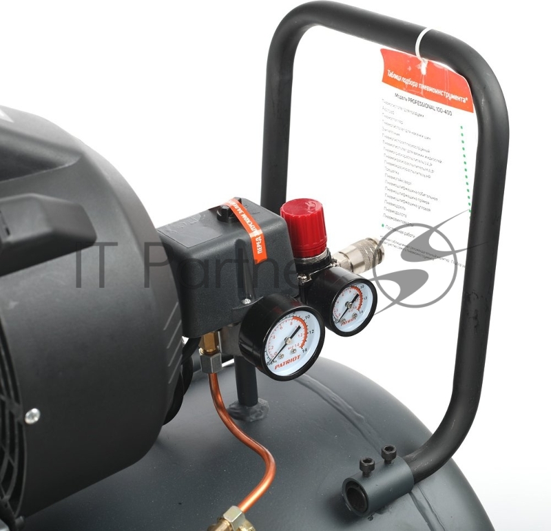 Компрессор Patriot поршневой масляный Professional 100-400, 400 л/мин, 8 бар, 2200 Вт, 100 л, быстросъемный 1/4 + елочка