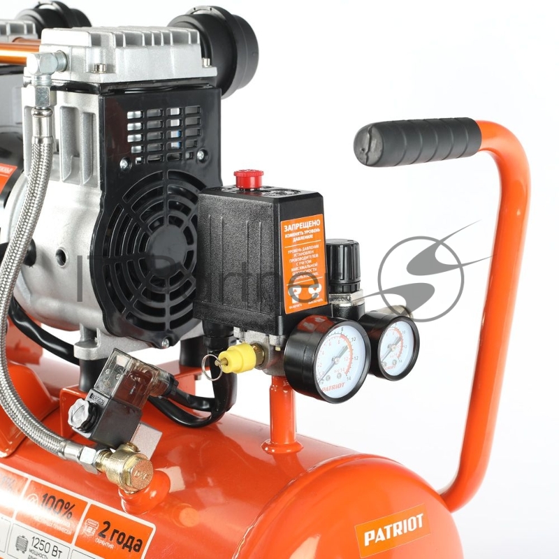 Компрессор Patriot поршневой безмасляный WO 24-220 , 200 л/мин, 8 бар, 1250 Вт, 24 л, быстросъемный 1/4