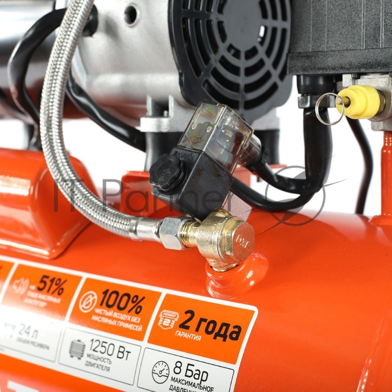 Компрессор Patriot поршневой безмасляный WO 24-220 , 200 л/мин, 8 бар, 1250 Вт, 24 л, быстросъемный 1/4