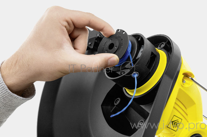 Аккумуляторный триммер для стрижки газона Karcher Lawn Trimmer Battery 18-30 Set *EU