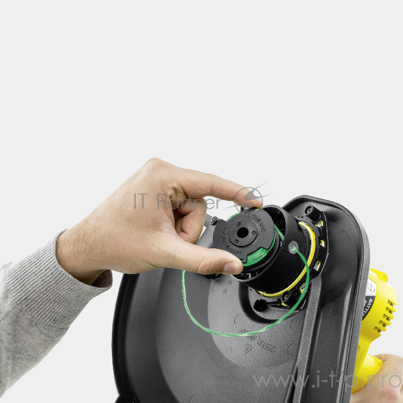 Аккумуляторный триммер для стрижки газона Karcher Lawn Trimmer Battery 36-33 Set *EU