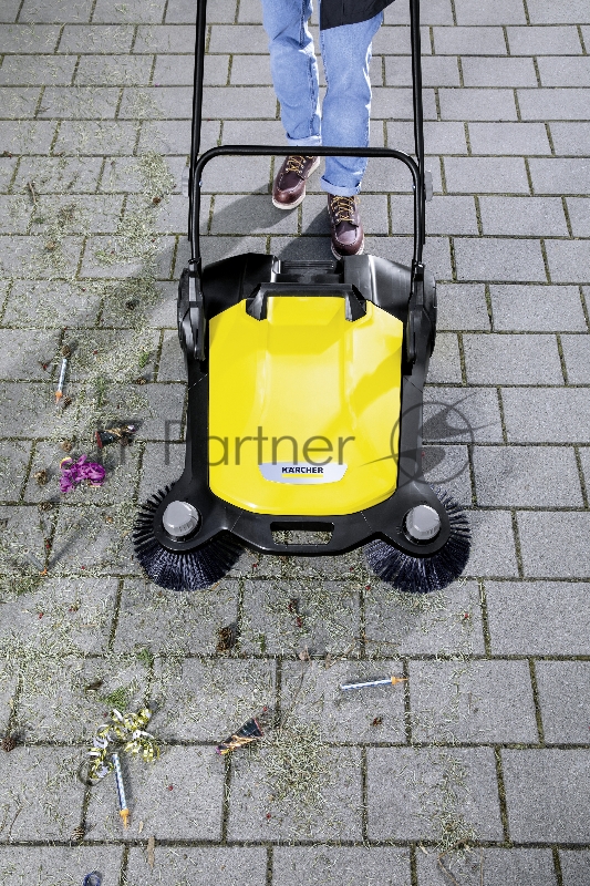 Ручная подметальная машина Karcher S 6 Twin