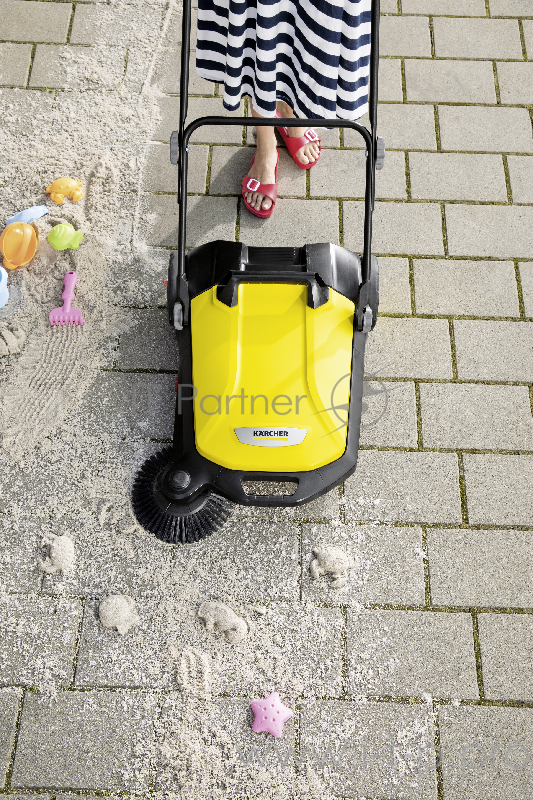 Ручная подметальная машина Karcher S 4