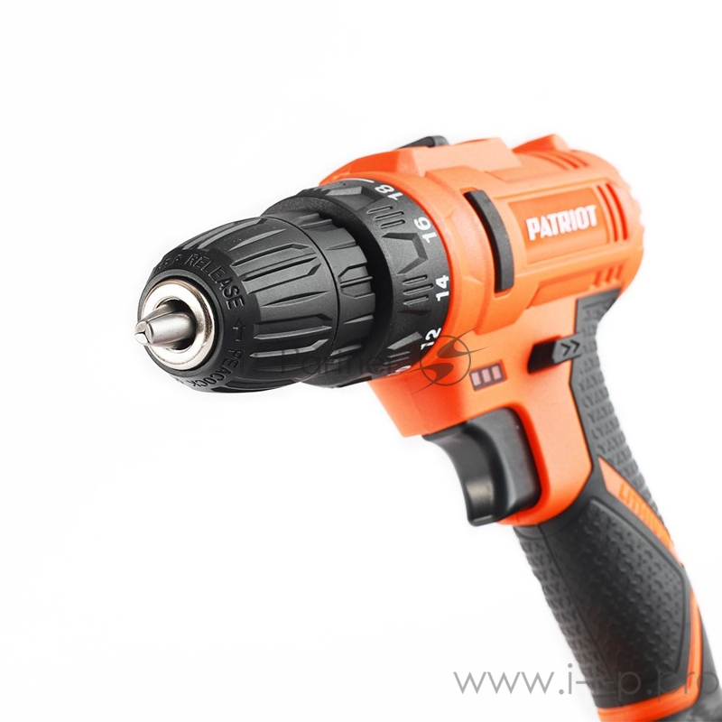 Дрель-шуруповерт Patriot THE ONE BR 117Li аккум. патрон:быстрозажимной (кейс в комплекте)
