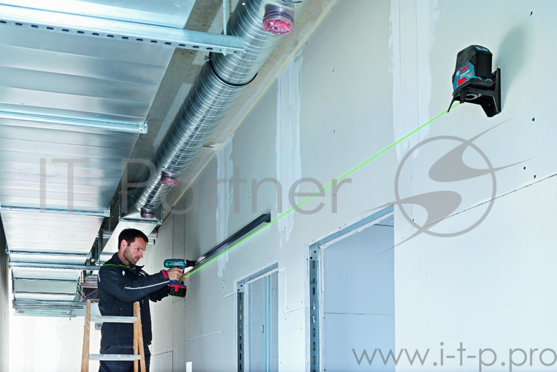 Лазерные дальномеры, уровни, детекторы Bosch 0601066J00 Комбинированный лазер GCL 2-15G+RM1+BM3