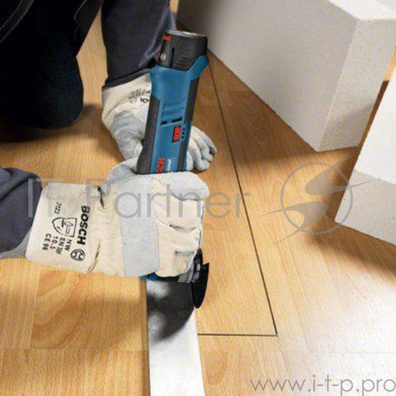 Многофункциональные инструменты Bosch GOP 12V-28 Резак универсальный 06018B5020 { 12 B, 20 000 колебаний/мин, Чемодан }