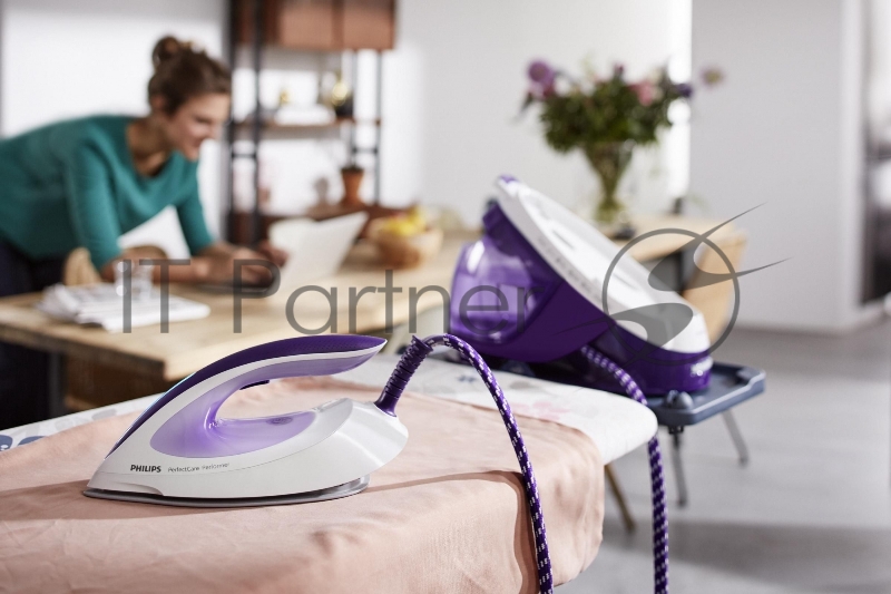 Парогенератор Philips Парогенератор Philips/ Парогенератор, максимальное давление насоса 6,5 бар, мощность 2600 Вт, паровой удар до 450 г, постоянная подача пара до 120г/мин, резервуар 1.8 л, система очистки от накипи Smart Calc Clean, подошва SteamG