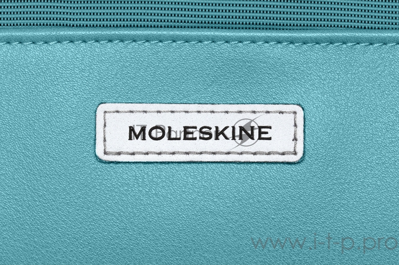 Рюкзак Moleskine METRO (ET20SMTBKB35) 31x47x13см полиамид голубой