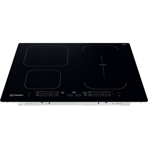 Индукционная варочная панель Indesit IB 65 B60 NE с конфорками из стеклокерамики: работает на электричестве. 4 индукционные конфорки. без рамки цвет: черный