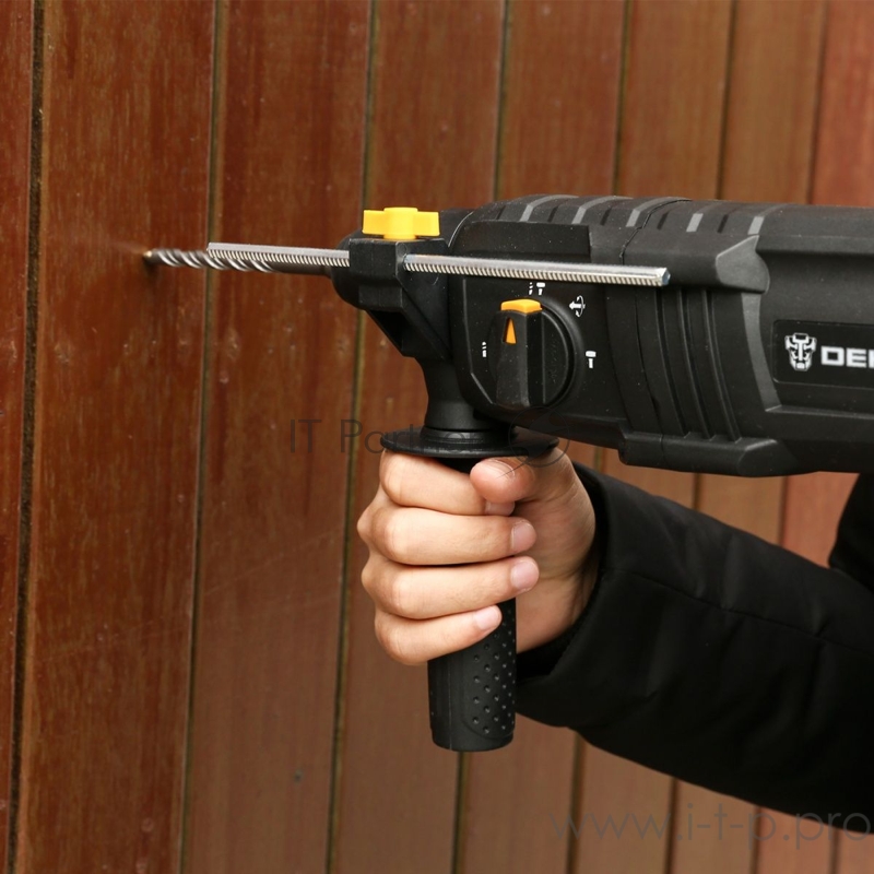 Перфоратор Deko DKH850W патрон:SDS-plus уд.:3Дж 850Вт (кейс в комплекте)