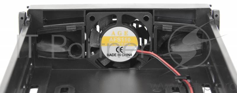 Сменный бокс для HDD AgeStar MR3-SATA(SW)-1F SATA II пластик черный 3.5