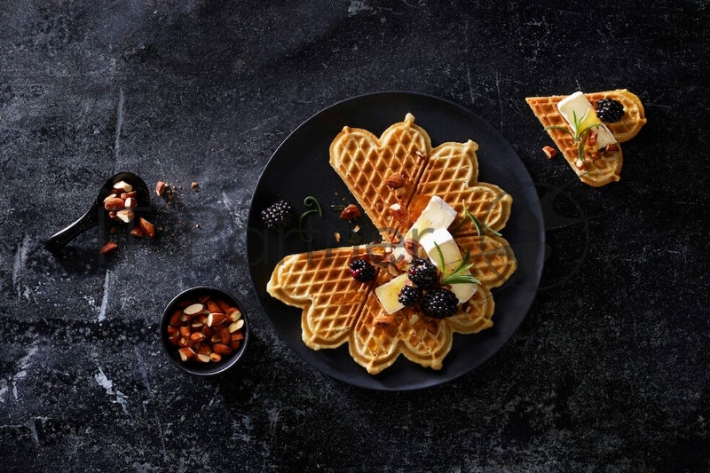 Вафельница Wilfa XWAS-1400 B