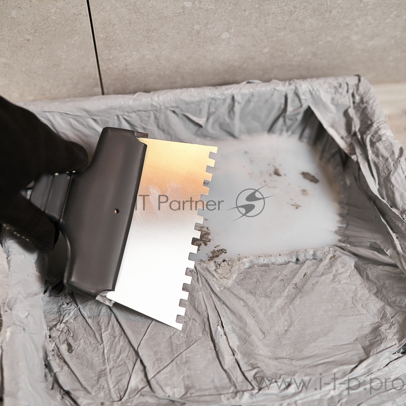 Шпатель фасадный REXANT 150 мм зуб 6х6 нержавеющая сталь, пластмассовая ручка