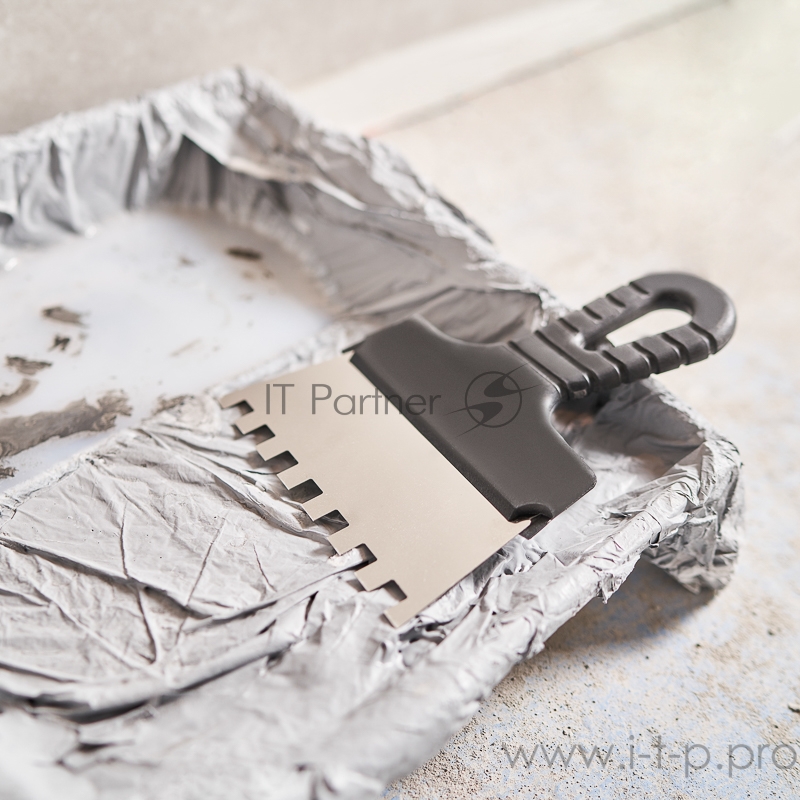 Шпатель фасадный REXANT 150 мм зуб 10х10 нержавеющая сталь, пластмассовая ручка