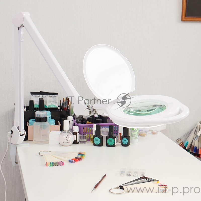 Лупа на струбцине REXANT, круглая, 5D, с подсветкой 96 LED, теплый и холодный свет, белая