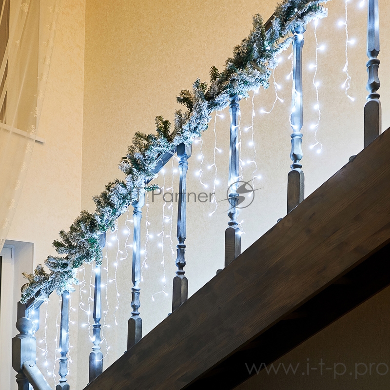 Гирлянда светодиодная Бахрома 3*0,8 м 200 LED БЕЛЫЕ, прозрачный ПВХ