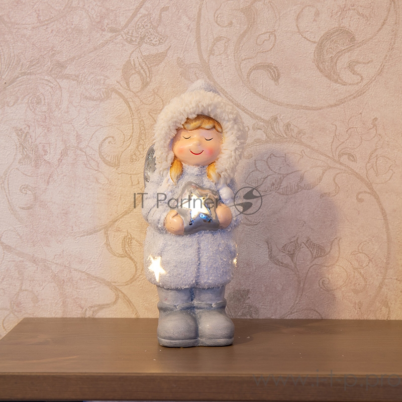 Керамическая фигурка Снегурочка со звездой 7,5*7,5*18 см