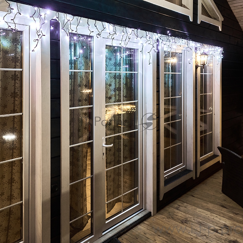 Гирлянда Айсикл (бахрома) светодиодный, 4,8 х 0,6 м, черный провод, 230 В, диоды белые, 176 LED NEON-NIGHT