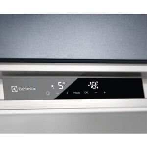 Встраиваемый холодильник ELECTROLUX RNS8FF19S комби, сенсорное управление, цифровой дисплей, В=188см, Ш=54см, динамическая система охлаждения в холодильной камере, Low Frost - в морозильной камере,