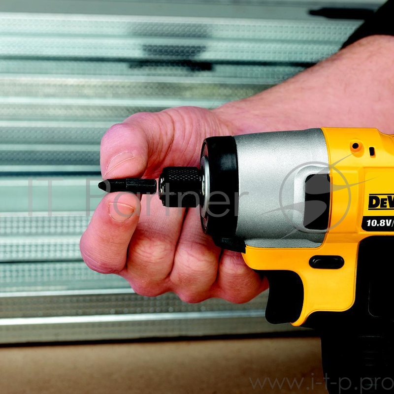 Шуруповерт DeWalt DCF815D2-QW 147Вт аккум. патрон:быстрозажимной