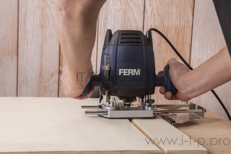 Фрезер FERM PRM1021 мощность-1200W/скорость вр.-9000 - 30000/цанга 6-8мм