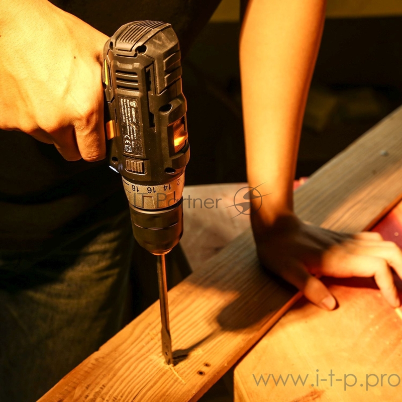 Дрель-шуруповерт Deko GCD12DU3 SET 3 аккум. патрон:быстрозажимной (кейс в комплекте)