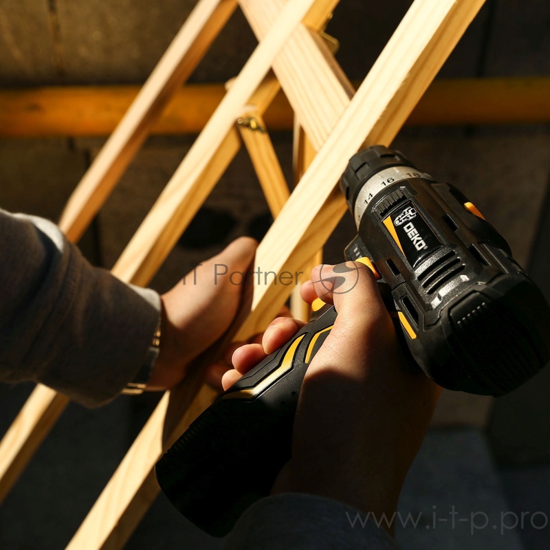 Дрель-шуруповерт Deko GCD12DU3 SET 3 аккум. патрон:быстрозажимной (кейс в комплекте)