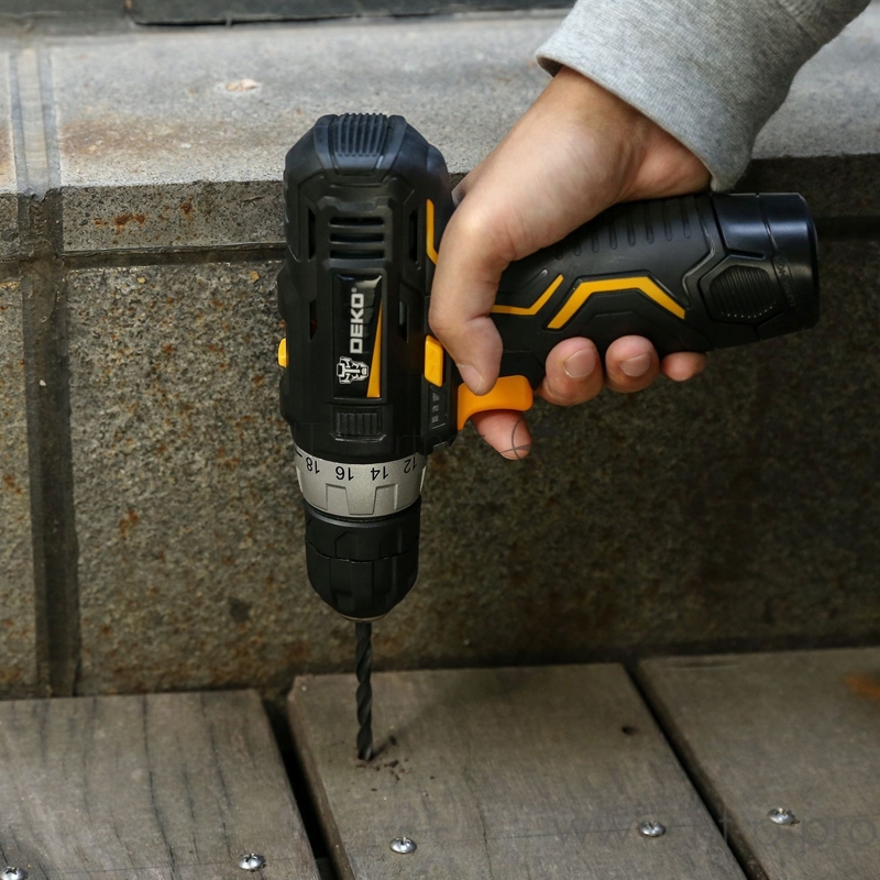 Дрель-шуруповерт Deko GCD12DU3 SET 3 аккум. патрон:быстрозажимной (кейс в комплекте)