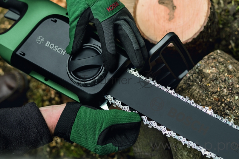 Электрическая цепная пила Bosch UniversalChain 40 1800Вт дл.шин.:16 (40cm)