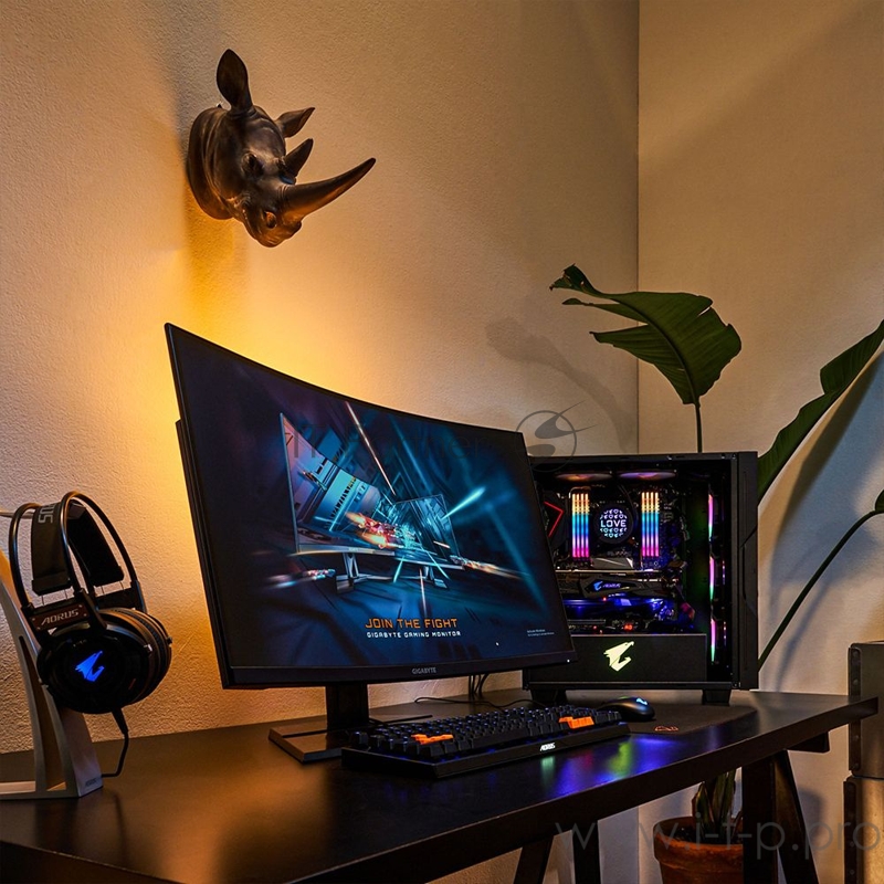 Монитор Gigabyte 31.5 G32QC A VA 2560x1440 165Hz 350cd/m2 16:9