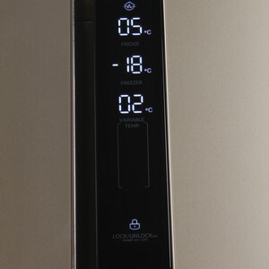 Холодильник Hyundai CS6073FV шампань стекло (трехкамерный)