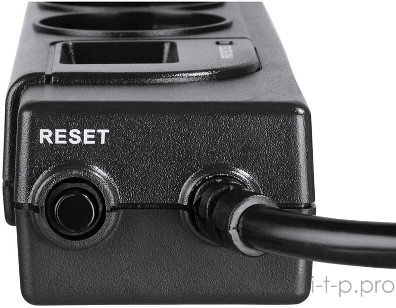 Сетевой удлинитель Hama H-121940 1.5м (4 розетки) черный (коробка)