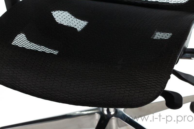 Кресло руководителя Бюрократ 821 черный сетка с подголов. крестовина алюминий