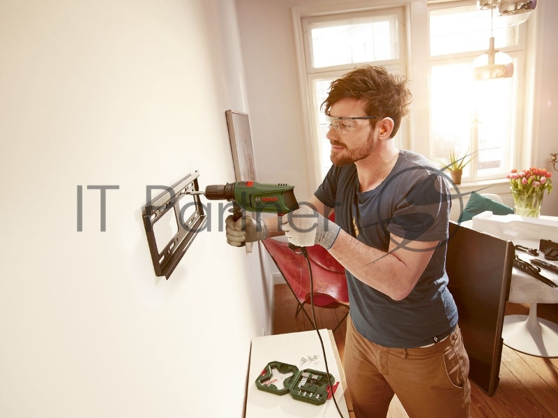 Дрель ударная Bosch EasyImpact 600 патрон:быстрозажимной реверс (кейс в комплекте)