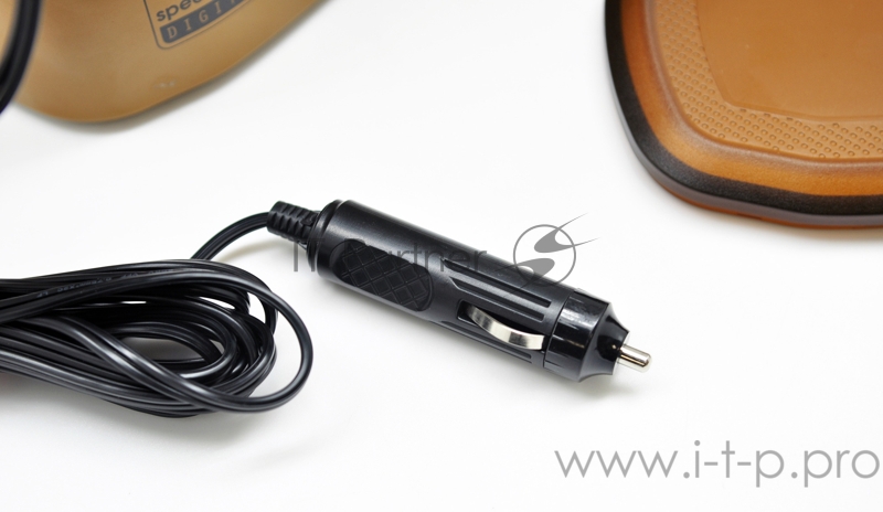 Автомобильный компрессор Berkut SPEC-2M 40л/мин шланг 0.6м