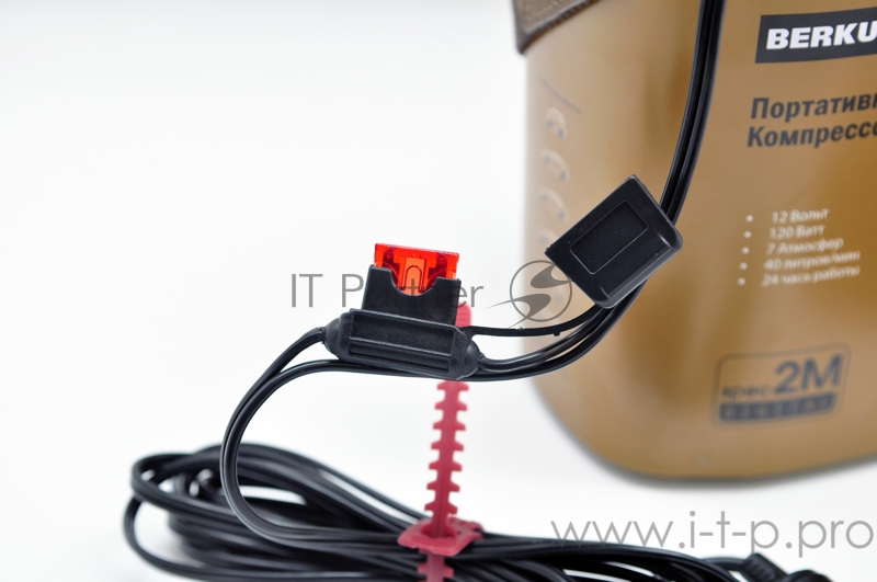 Автомобильный компрессор Berkut SPEC-2M 40л/мин шланг 0.6м
