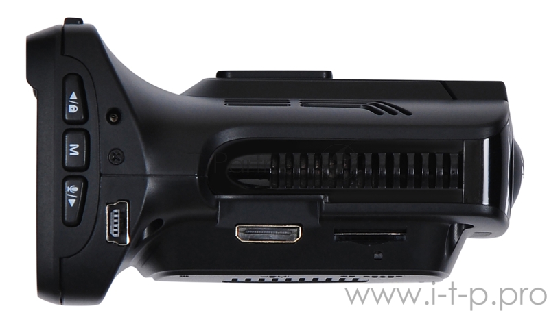 Видеорегистратор с радар-детектором Digma Freedrive 720