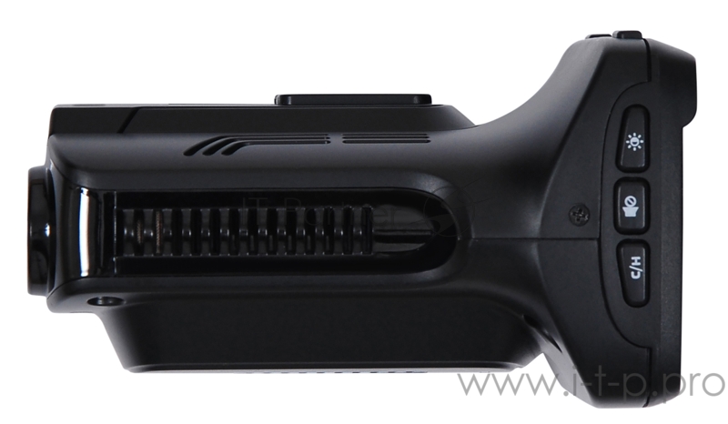 Видеорегистратор с радар-детектором Digma Freedrive 720